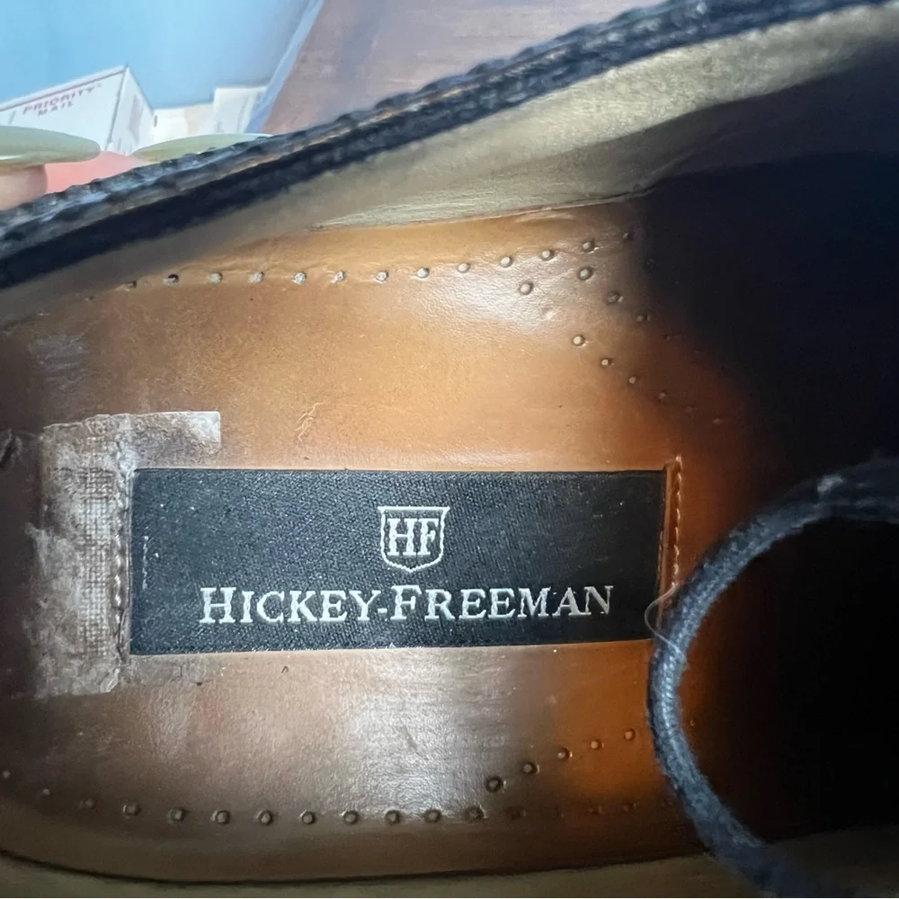 Hickey Freeman - Men’s Black Leather Wingtip Oxford Dress Shoes Wide - 8 EEE‎
